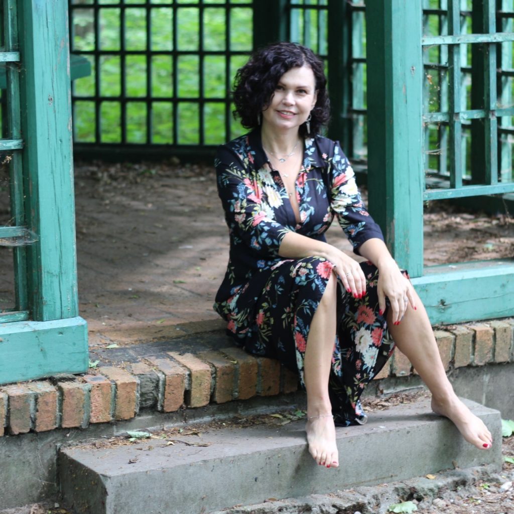 Ania Oka 
Projekt dojrzałość
współpraca